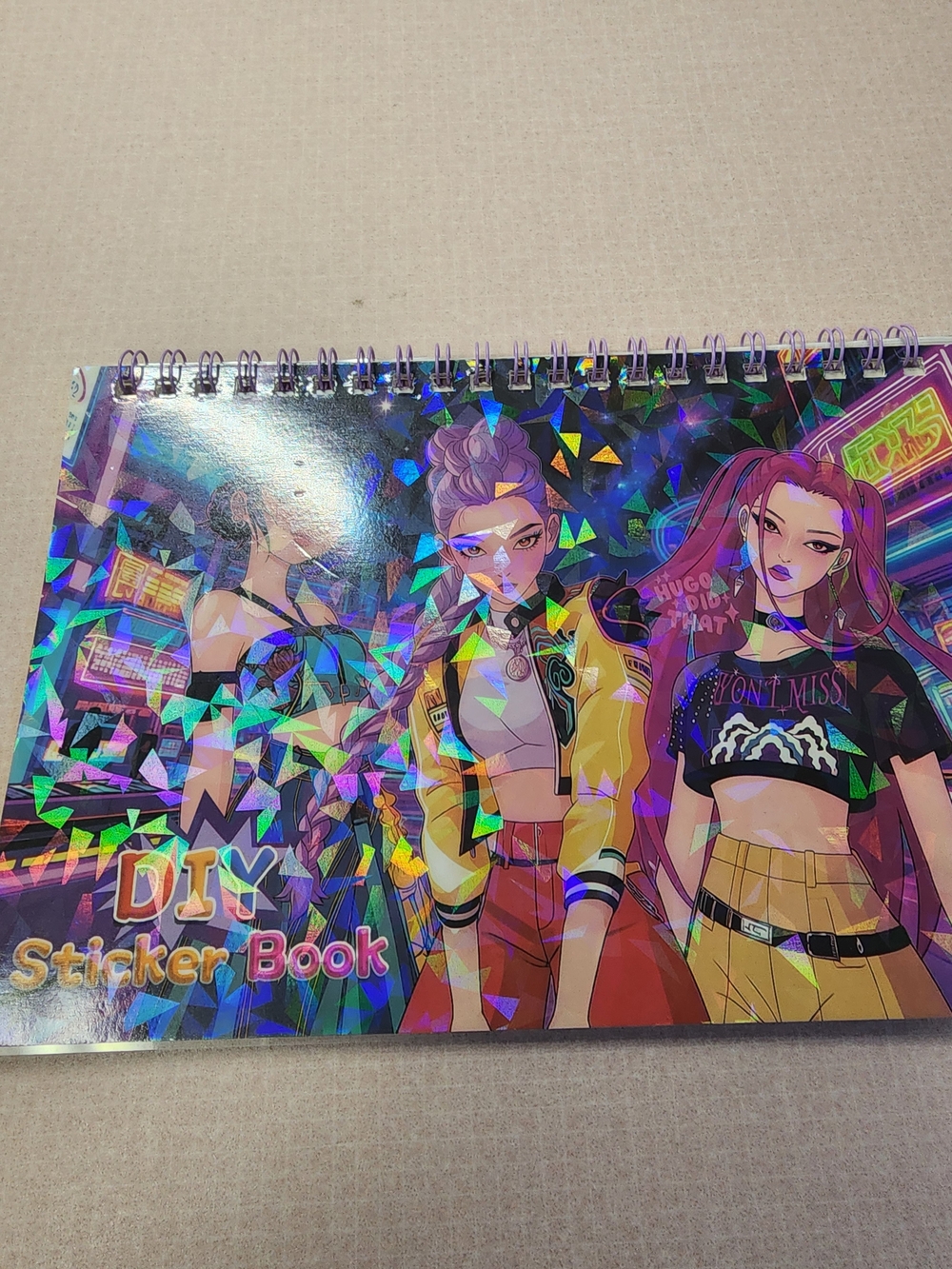 Holographic K-Pop Demon Hunters Sticker Book & Accessories Set - - Picture 6 of 13